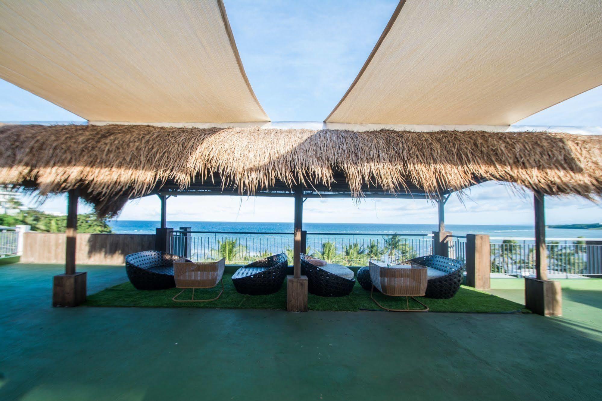 Luxeview Hotel Balabag  Εξωτερικό φωτογραφία
