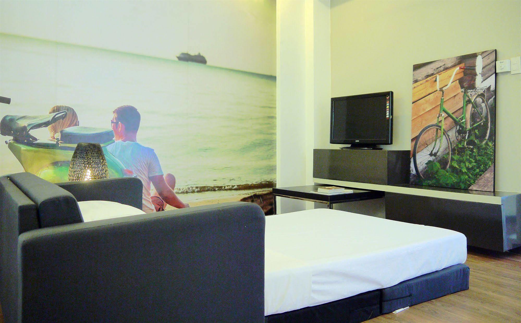 Luxeview Hotel Balabag  Εξωτερικό φωτογραφία
